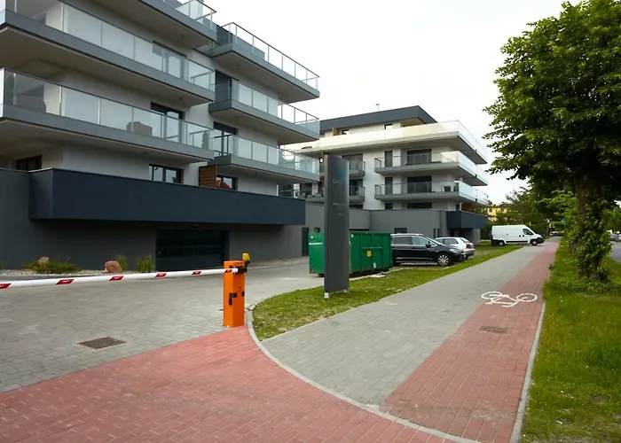 Gardenia Sea Side Martina 2 アパート